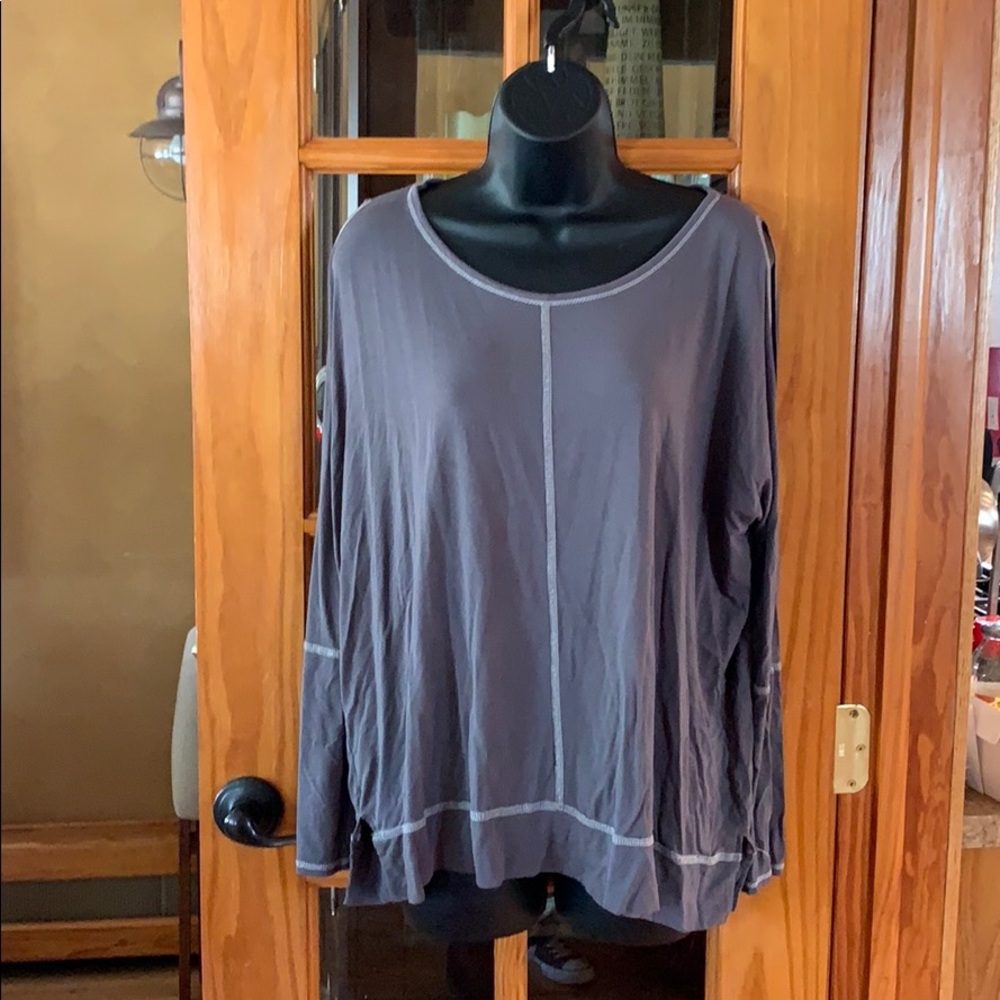Cold shoulder top